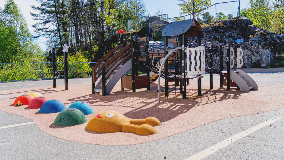 S01 033 3D Larve m/tall