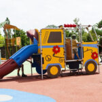 Folkevognbuss med sklie