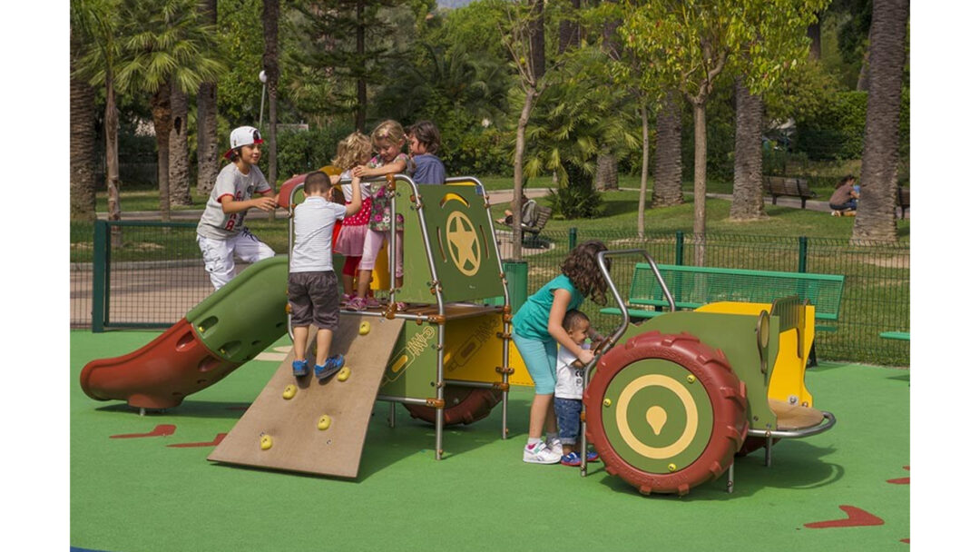 35 100 775 Miljø Jeep med sklie