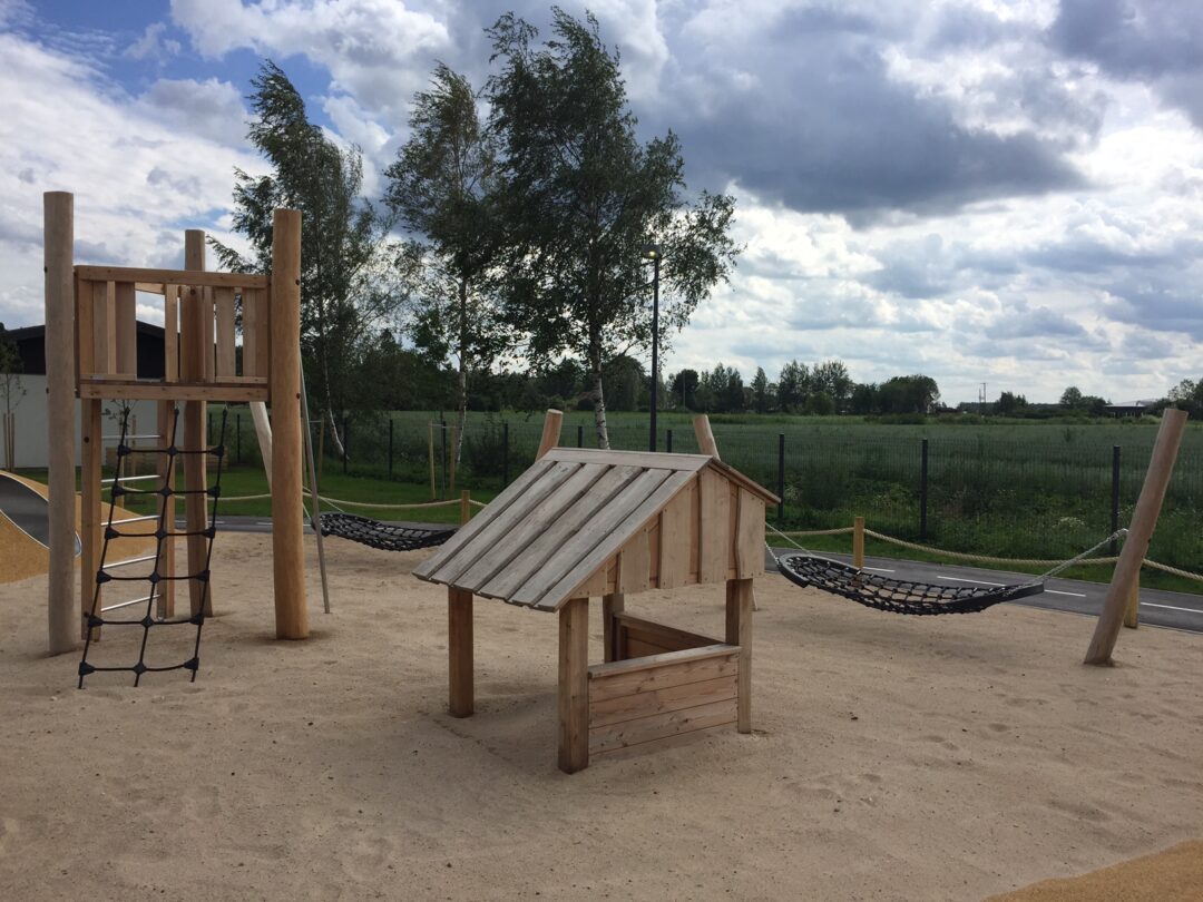 LE20098U 11 C Idefix Miljo 1 Lekehus LE20098