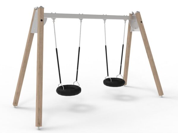 Huskestativ med limtrestolper og 2 bildekkseter