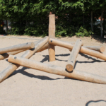 Robinia klatrepyramide