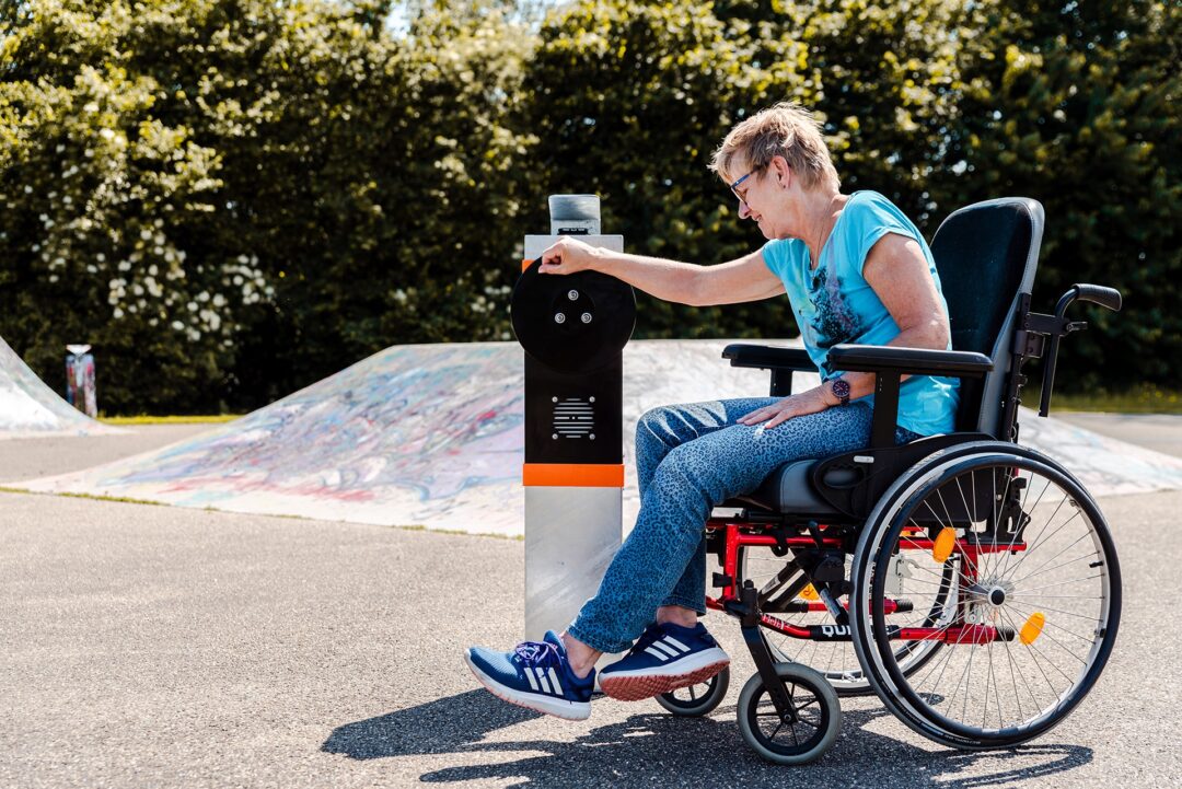 WF2 6795 1920 DJ Post - Smartphone Amplifier