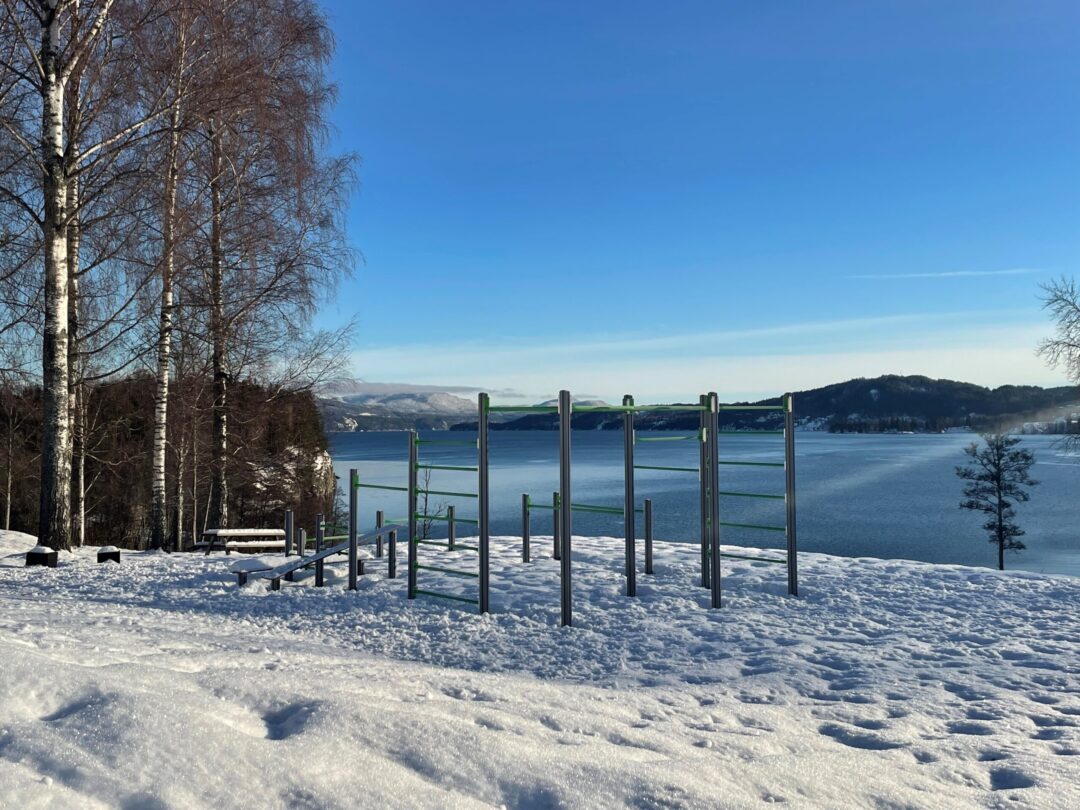 16 102 225 1 Workout set 2 med kube