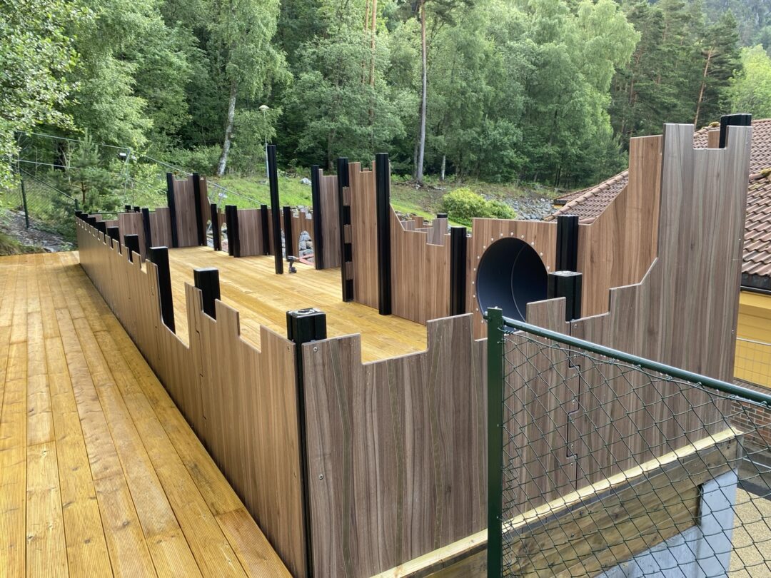 IMG 3284 Skreddersydd borg med sklie – Unikt design på bestilling